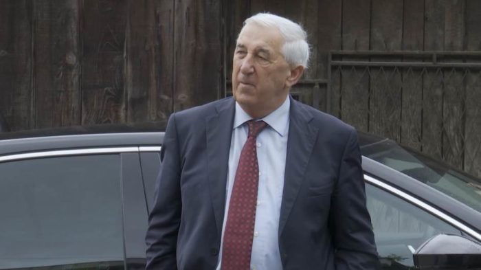 Добио отказ јер није хтео да лажно сведочи у корист директора наменске у Лучанима Радоша Миловановића Добио отказ јер није хтео да лажно сведочи у корист директора наменске у Лучанима Радоша Миловановића