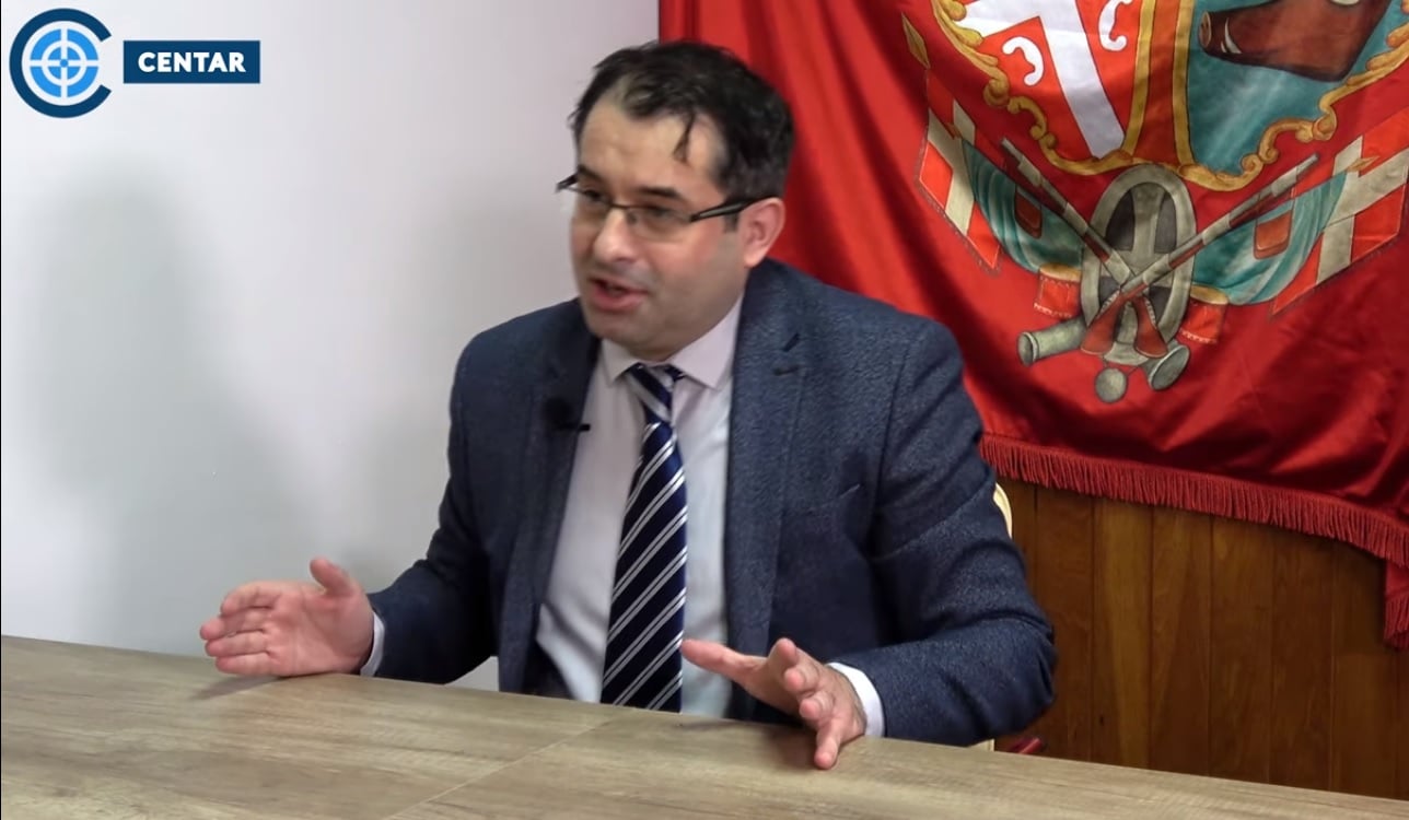 Siniša Todorović: Vučićeva izdaja u doba Korone - i Gazivode poklonjeno Albaniji (VIDEO) | СРБИН.инфо
