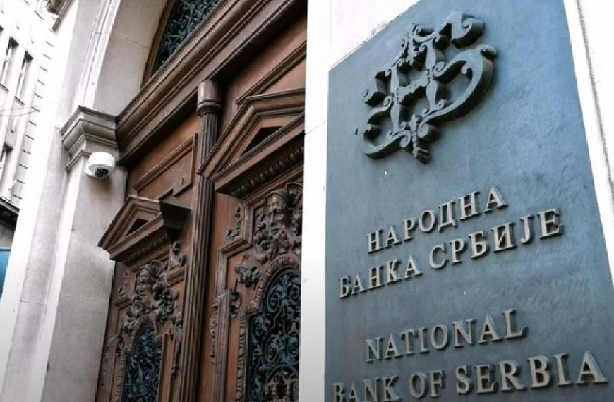 Девизе нестају, злато расте: НБС тврди да је све под контролом