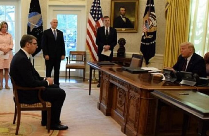 „Ниједан српски владар није био тако понизан као Вучић пред Трампом“