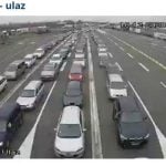 Потпуни колапс на граници: Преко 15 аутобуса и километри аутомобила на Батровцима