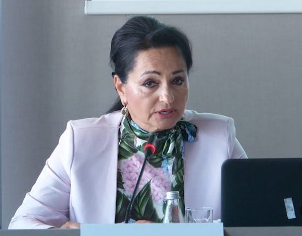 Пукао Вучићев спин: Меденица није ишла код Срдановића на преглед, већ код Вучићевог – Милована Бојића на Дедиње