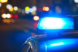 УЖАС на Звездари: Тинејџер (16) пуцао на бабу и деду, па покушао самоубиство