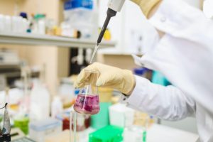 Лабораторије на Западу омогућавају родитељима да бирају генетику детета пре рођења