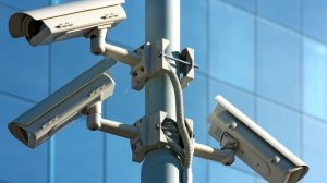 Приватност грађана у Србији системски угрожена, институције ћуте