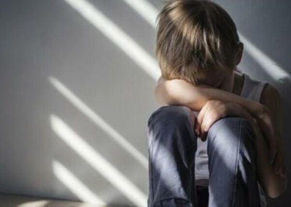 ФБИ узбуњивач: Западне мреже повезане са Епштајном трговале децом за органе у Турској, ишло је преко Косова (ВИДЕО)