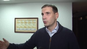 „Генерација смо која пушта КиМ низ воду, а не смемо да признамо да то радимо“