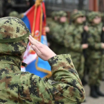 (ВИДЕО) Војска Србије вежба пуцање на сред улице! Мештани Стубице узнемирени од синоћ