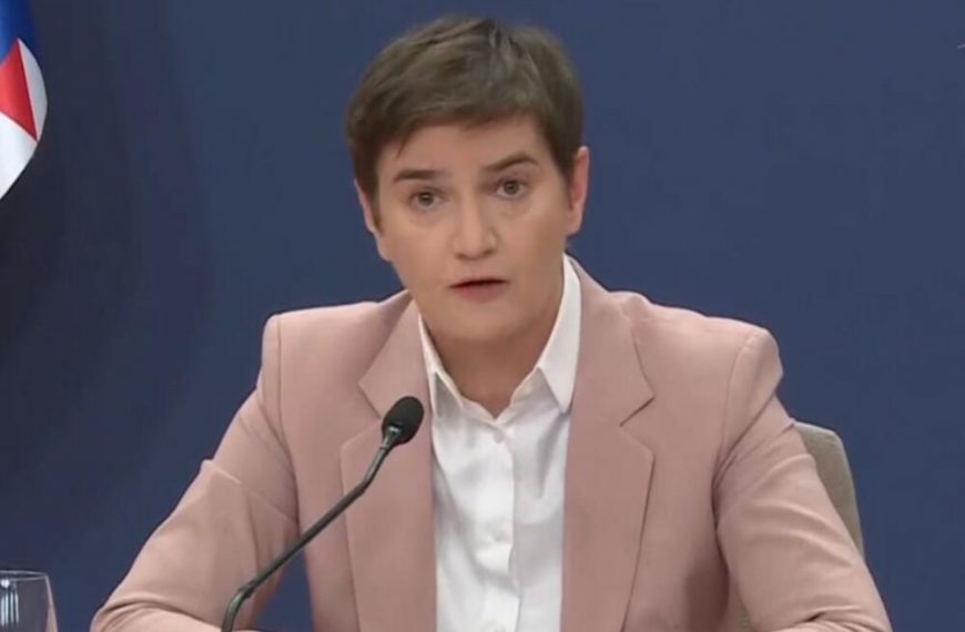 Шумадијо, шта си дочекала: Брнабић, унука усташе протерује српску децу у Хрватску!