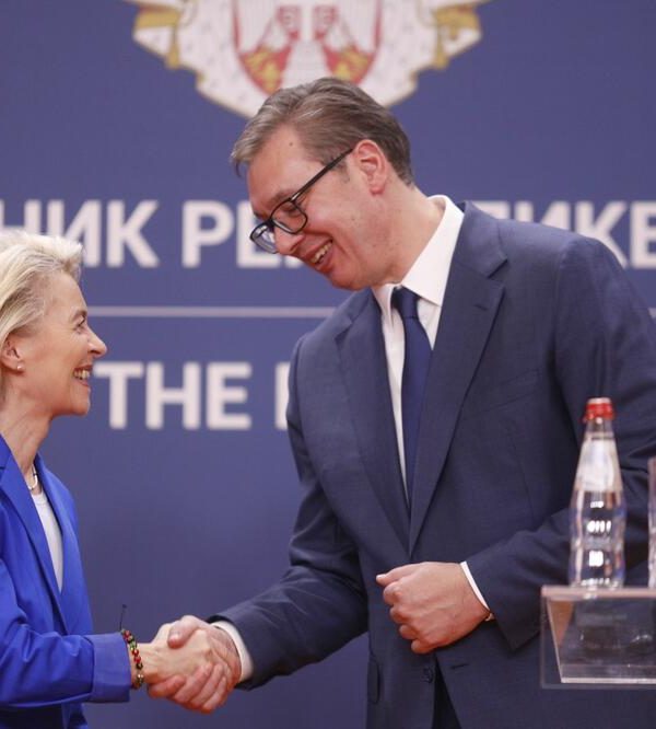Урсула увек уз Вучића, аминоваће и…