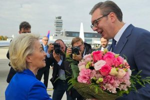 Вучић у договру са ЕУ расписује само председничке, он постаје премијер, а Ђокић…