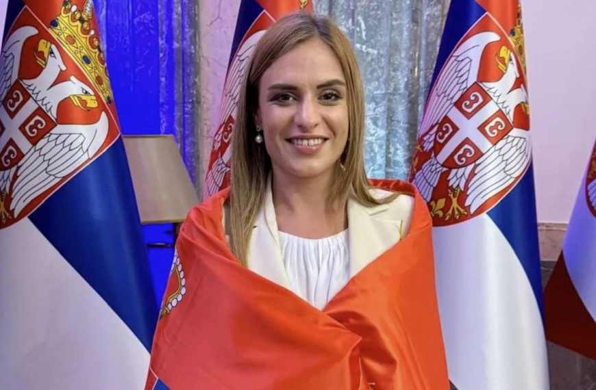 Пашић:Власт жели да ограничи број родитеља који би добили статус родитељ-неговатељ