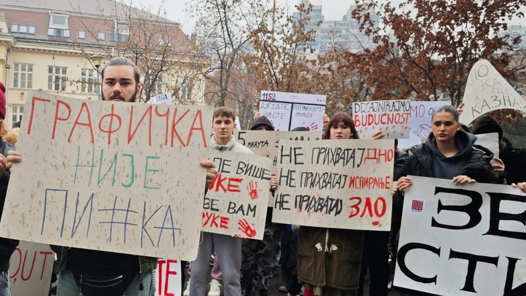 Професори на нишану: Како Вучићев режим сатире побуну у просвети
