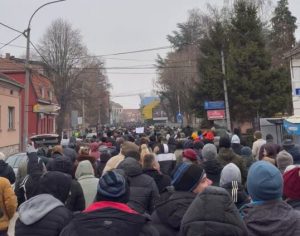 Грађани Чачка у блокади: Вечерас протест због хапшења након концерта Ане Бекуте