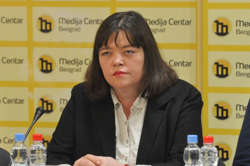 Нада Гладовић: Како ,,проевропски медији“ чувају режим Александра Вучића?