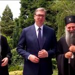 Вучић као стечајни управник СПЦ: Свесно прави раскол и тражи смену митрополита Јоаникија