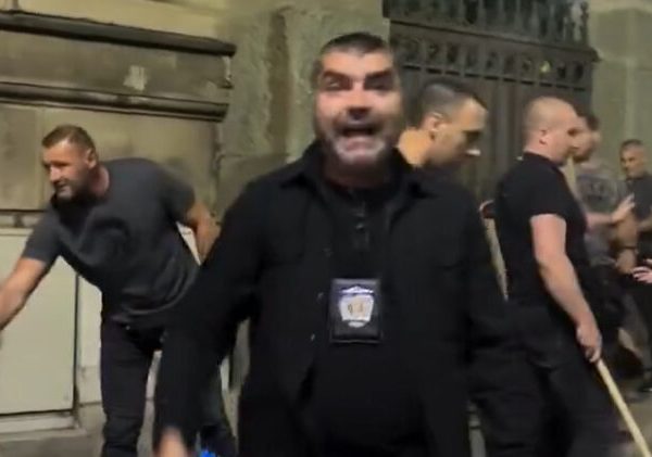 Вучић жртвовао Кричка да пусти Милића: Веско кључан човек за упис фантомских бирача у Београду