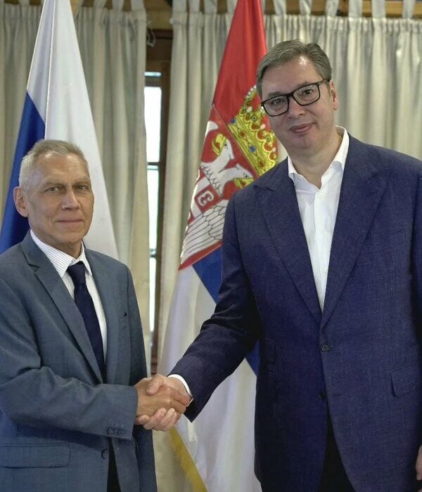 Вучић добио две понуде за крађу&hellip;