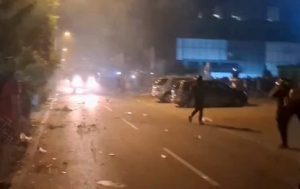 Срамотно понашање полиције: Оборили и тукли младића…