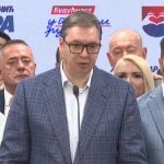 Вучић спрема изборну крађу невиђених размера: Број држављанстава скочио са 60 на преко 350 дневно