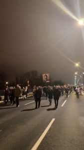 Пиротехника и јурњава са полицијом у парку Ушће: Приведени студенти