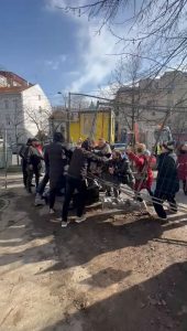 Сукоб грађана и маскираног обезбеђења на градилишту у Кнеза Милоша