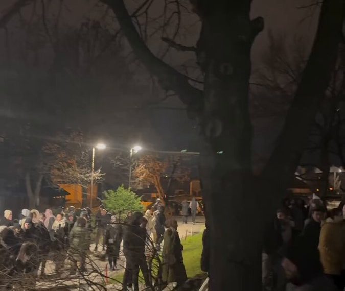 Студенти за вечерас најавили окупљања у више места где су одржани избори
