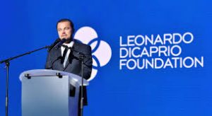 Епштајнови досијеи: Леонардо Дикаприо појео 70 кг дечијег меса (Канибалска дијета)