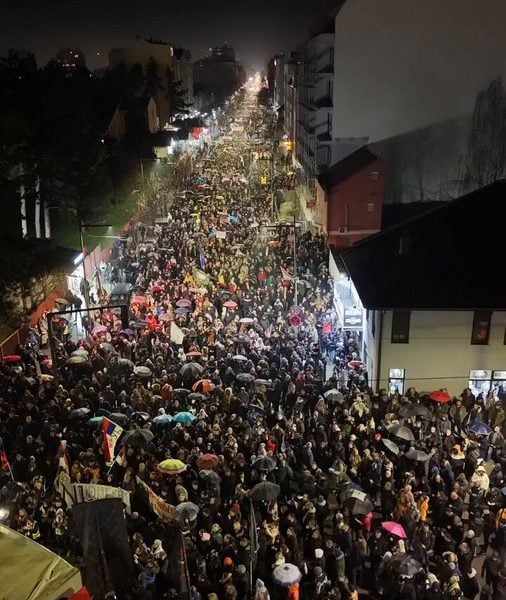 Све о вечерашњем протесту у Ваљеву: Детаљан програм и сатница