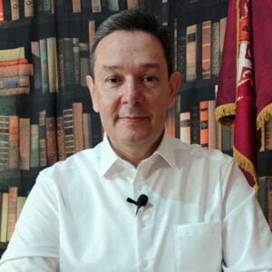 Шаровић: Добре вести за Србију, Дубравка иде у затвор, имаће пара за затворску кантину (ВИДЕО)