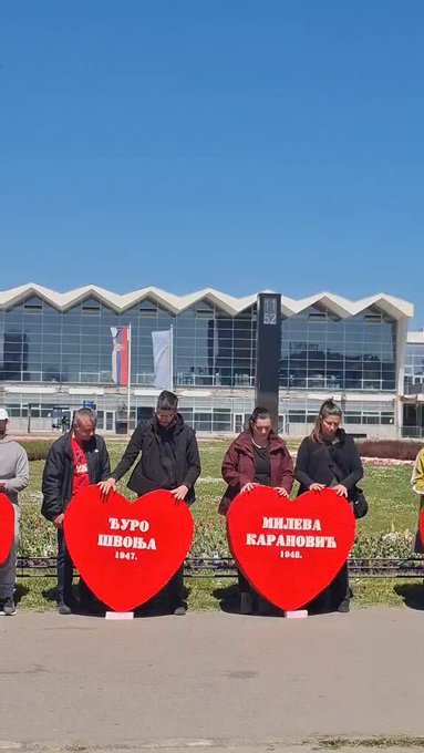 Студенти обесмислили Вучићев портал „Ко си бре ти?“: Пријавили корупцију за надстрешницу, а онда се десило ово