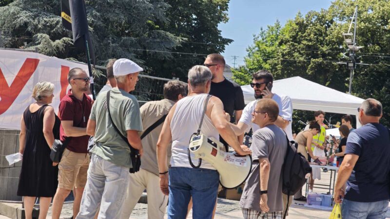 УЖИВО Почиње велики Видовдански протест у Краљеву: Пристижу студенти и грађани из целе Србије