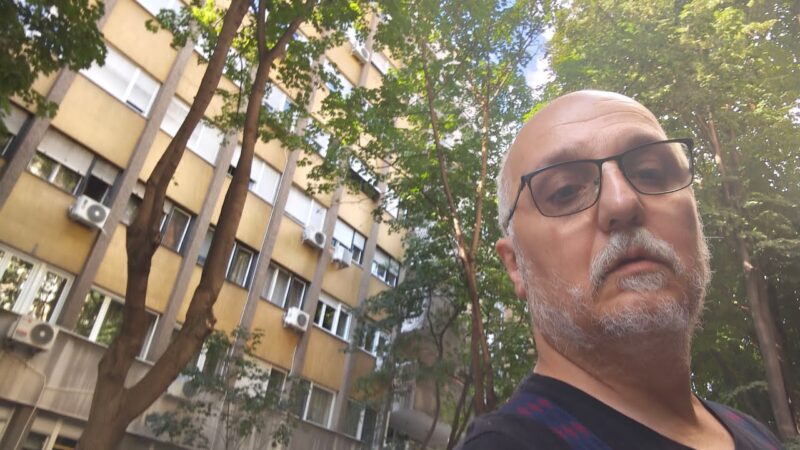 УЖИВО – БИА упала у кућу Дејана Петра Златановића, хоће да приведу уредника Србин инфо! ВИДЕО