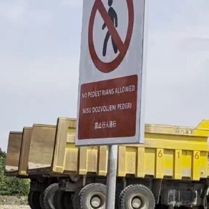 “Нису дозвољени пе*ери”: Табла на месту истражних бушотина Зиђина насмејала и шокирала јавност (ВИДЕО)