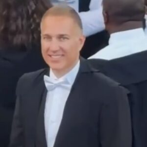Таман се вратио да робија: Небојша Стефановић присуствовао седници Главног одбора СНС