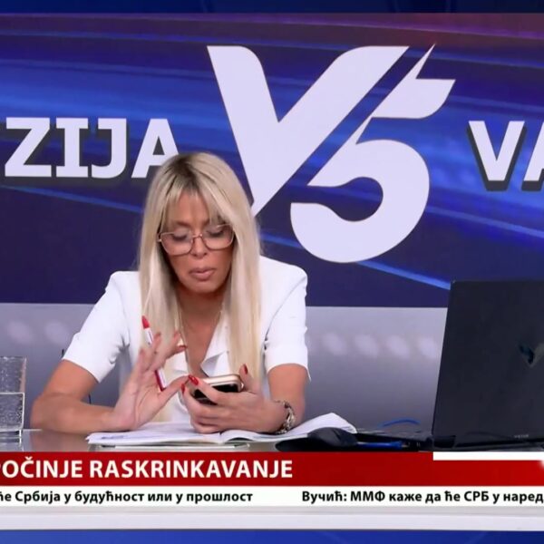 На Информеру понижавали средњошколца јер говори на протестима, читали оцене из ђачког дневника (противзаконито)!