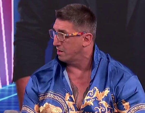 Кристијан Голубовић песму о кокаину посветио Вучићу! Постали смо најболеснија држава на свету (ВИДЕО)