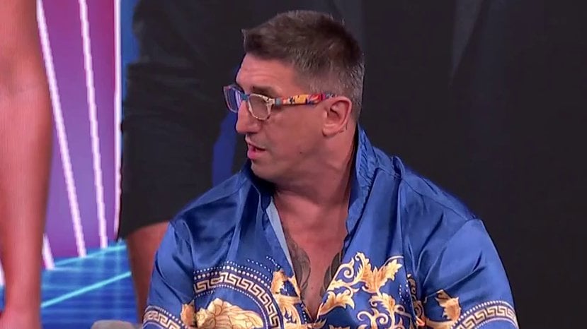 Кристијан Голубовић песму о кокаину посветио Вучићу! Постали смо најболеснија држава на свету (ВИДЕО)