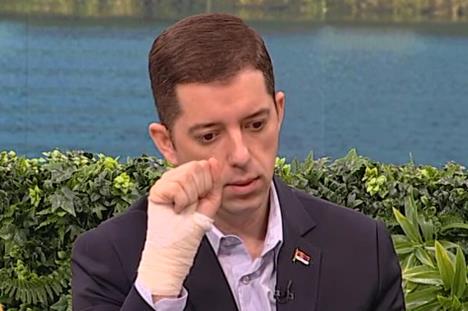 Робијаће „Мистер Бин“: Скандалозна изјава Ђурића у САД, студенте назвао терористима и екстремистима