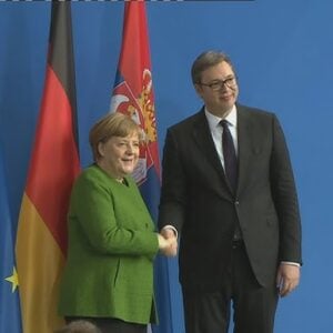 Подмукла пропаганда: Микаел Мартенс пере Вучића за Сарајево сафари јер штити немачке учеснике злочина