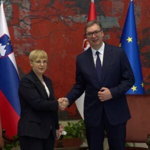 Велика афера у Словенији: Председница државе  покушала да заташка саобраћајну несрећу и сакрије идентитет путника у службеном возилу!