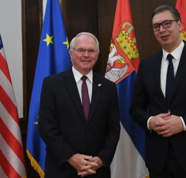Хил: Испорука српског оружја Украјини важнија од усклађивања са санкцијама ЕУ Москви