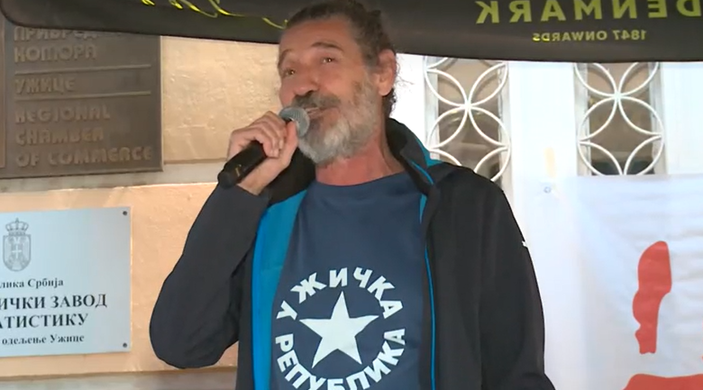„Дарко Глишић ми је рекао да је поштен човек“ Познати глумци се огласили након фотографија и вибер порука са Вучићевим функционером