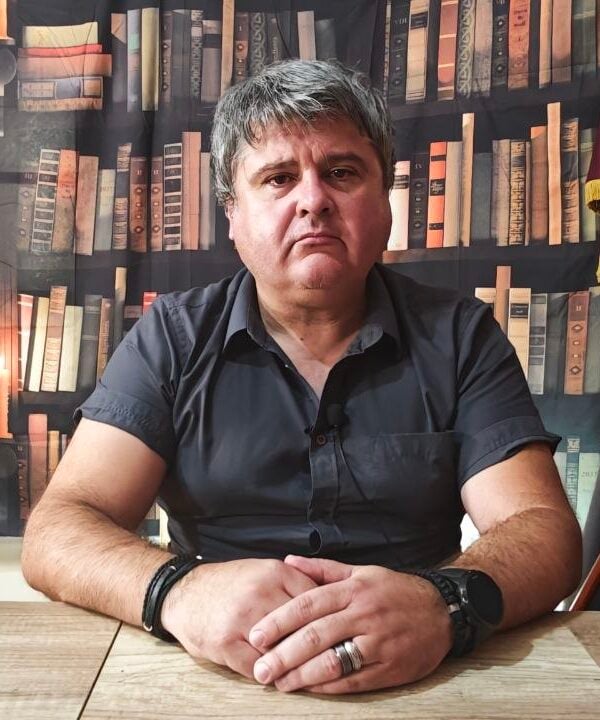 Адвокат Веселиновић открио: Ево ко је&hellip;
