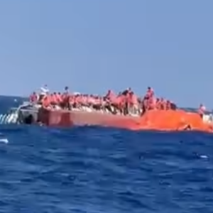 КИПАР: Најмање седморо страдало када је ферибот потонуо, за 23 се трага у мору, 264 путника ишло ка Турској (махом туристи)