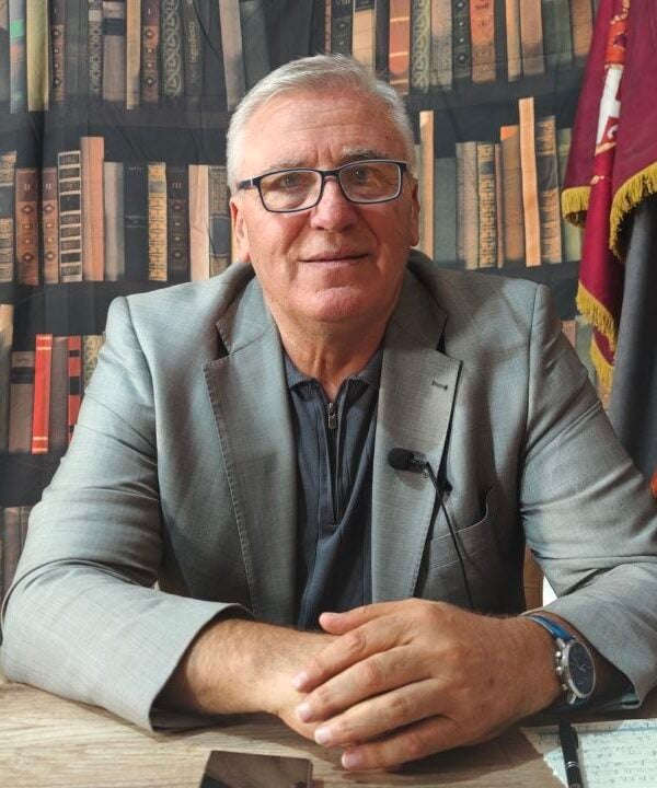 ЉУБА МИТИЋ: Весић је „увек ту…