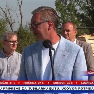 „Знам ја да ви мислите да сам лудак и само чекате да одем“ – Вучић напао своје функционере у Лесковцу (ВИДЕО)
