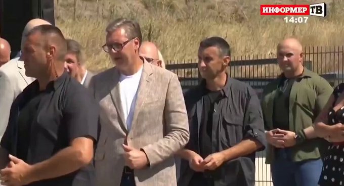 Потпуни распад Вучићеве кампање: Народ насрће због неуспуњених обећања, виче „све је превара“, болесни крици… (ВИДЕО)