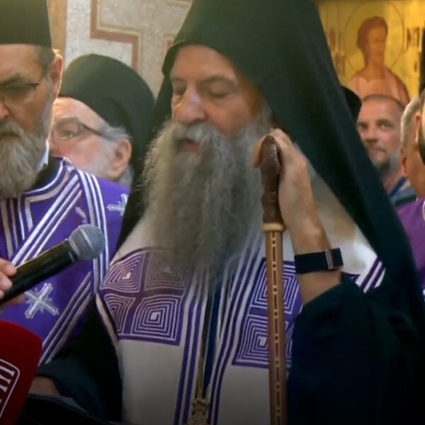Патријарх Порфирије на опелу генералу Младићу: Његово име остаће уткано у памћење највећег дела српског народа