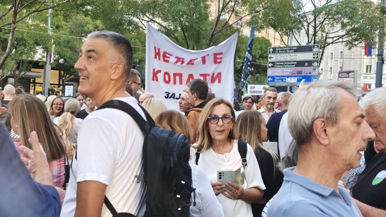 НЕЋЕТЕ КОПАТИ Протест еколошких организација у Београду: Подигнута „црвена линија“ одбране животне средине и здравља грађана…